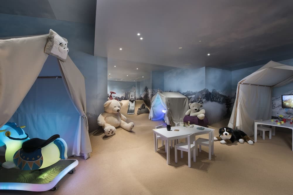 Children's play area - indoor